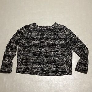 Banana Republic Black and Cream Sweater